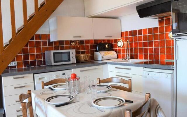 Appartement Le Lavandou, 2 pièces, 4 personnes - FR-1-251-205