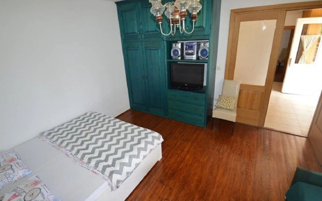 Martina - Large and Comfortable Apartments - A2 Ema