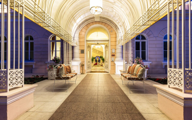 Hotel Kvarner Palace