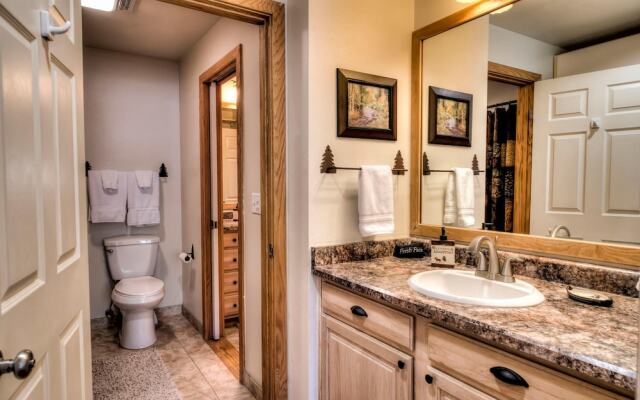 Lakeshore 1540 by Book by Owner