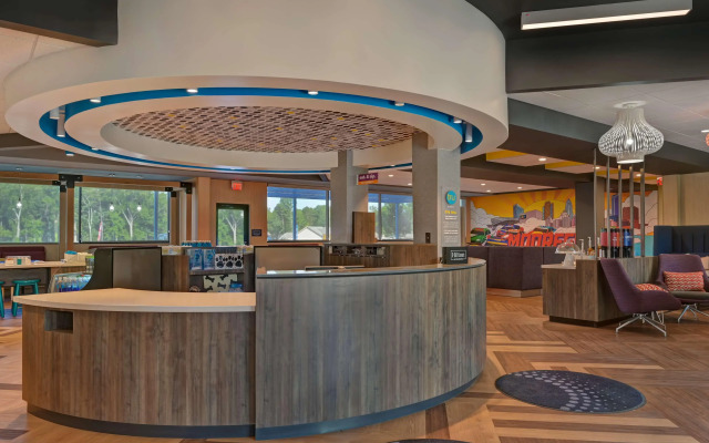 Tru by Hilton Mooresville