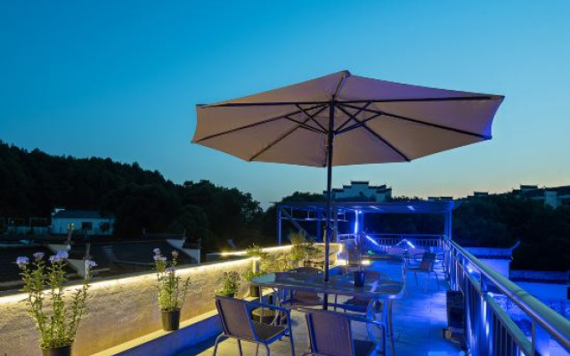 Floral Hotel·Wuyuan Yunyin Mountain Residence hotel