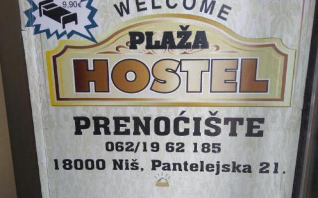 Hostel Plaza