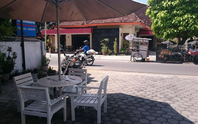 Metro Guest House