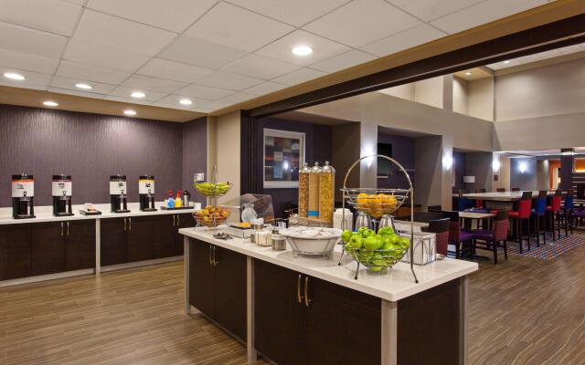 Hampton Inn & Suites Merced