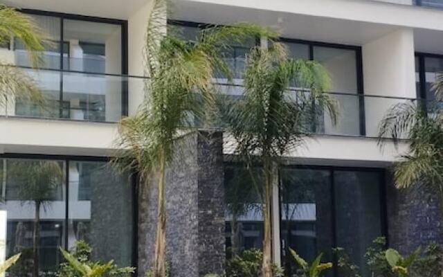 9 Grand Sapphire 2 Bed 2 Bath Pool Beach