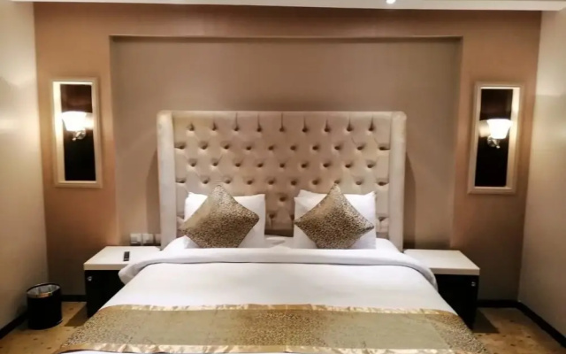 Grand Lily Hotel Suites