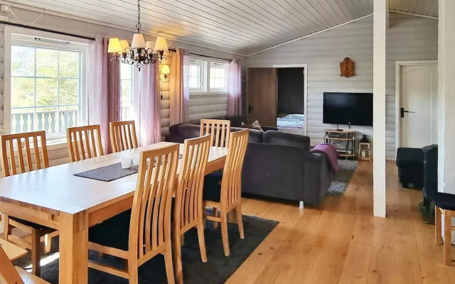8 Person Holiday Home in Aseral