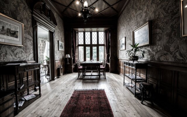 Kildrummy Park Castle Hotel