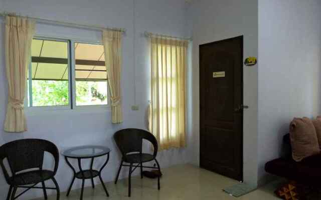 Bann Suan Rachawadee B&B