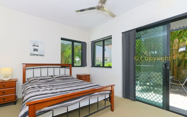 Serenity 3 Bedroom Holiday Apartment
