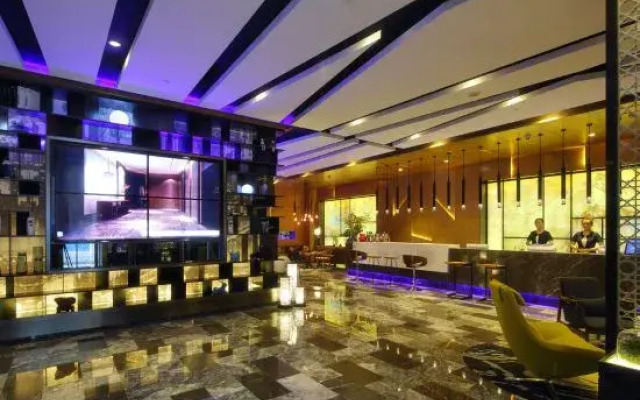 Le Hotel