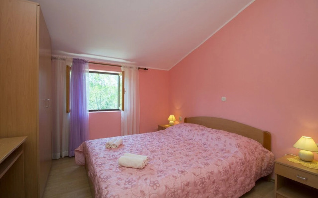 Ante Š - Peaceful and Close to the sea - A2