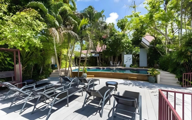 The Lantern Hostel and SPA