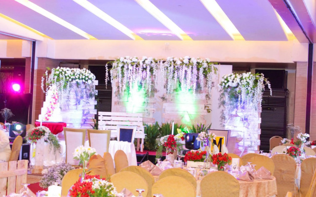 Manila Grand Opera Hotel