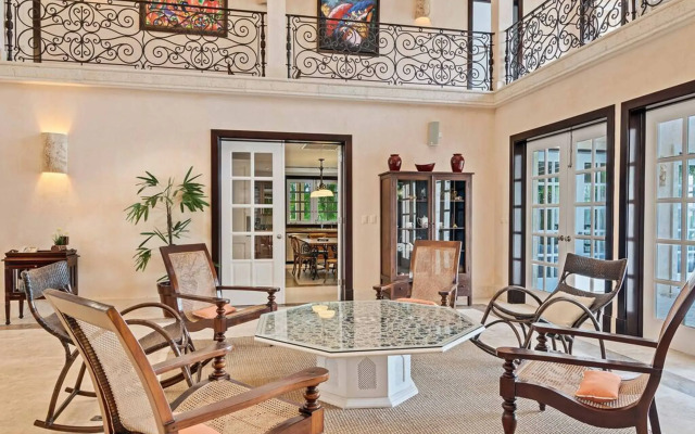 Sophisticated Villas With Private Pools and Staff