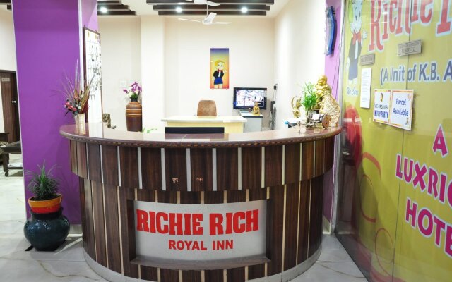 Richie Rich Royal Inn
