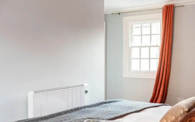 The Historic Gem - Sleek & Central 3bdr Maisonette