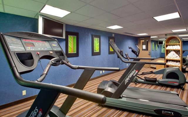 Holiday Inn Express & Suites Chatham South by IHG