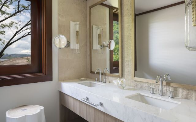 Four Seasons Residences Costa Rica at Peninsula Papagayo
