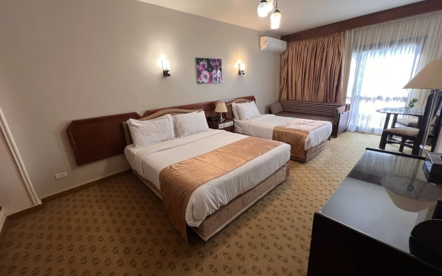 Santana Hotel