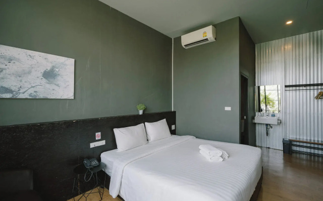 The Arbern Hostel x Bistro