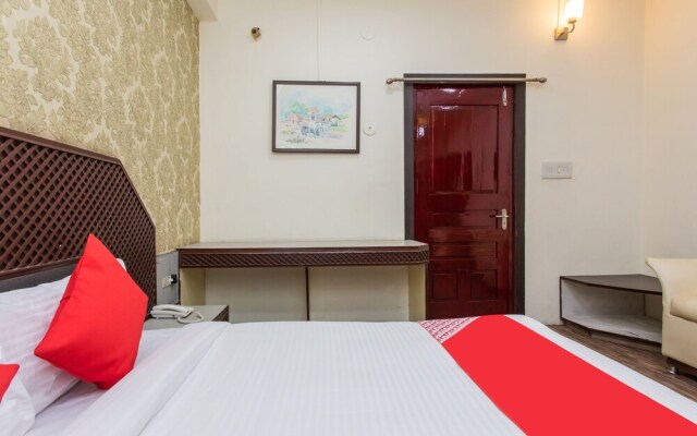 Hotel Vishwas Bar And Club Resort By OYO Rooms