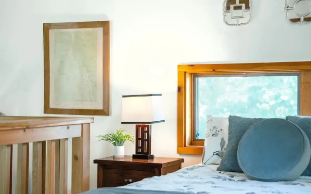 Bob's Sled Lodge 2 Bedroom Home