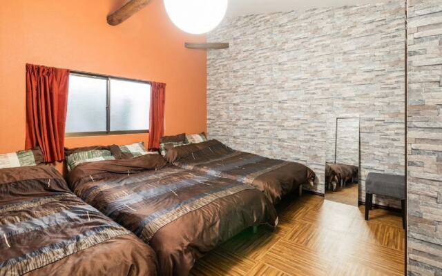 Senbonkita Terrace House