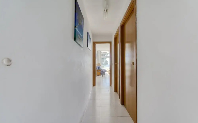 Apartment in Roses With Shared Pool