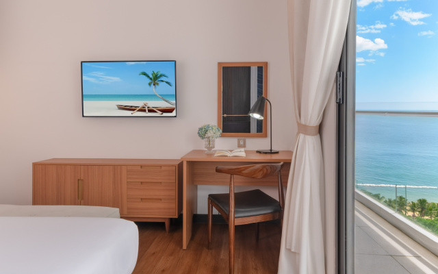 Majestic Premium Hotel – Guest Rooms – Nha Trang