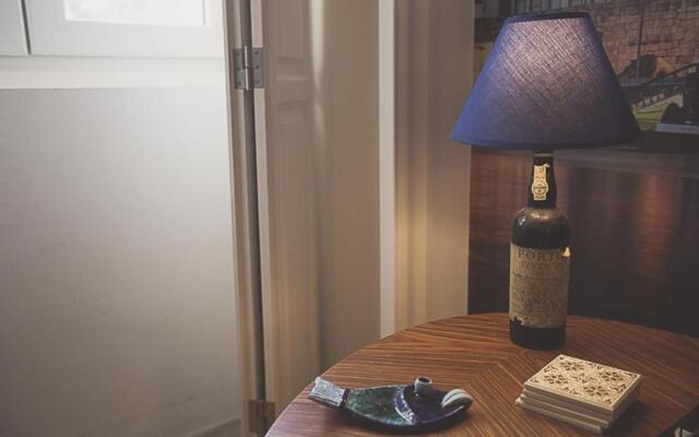 BmyGuest - Almada Garden Apartment