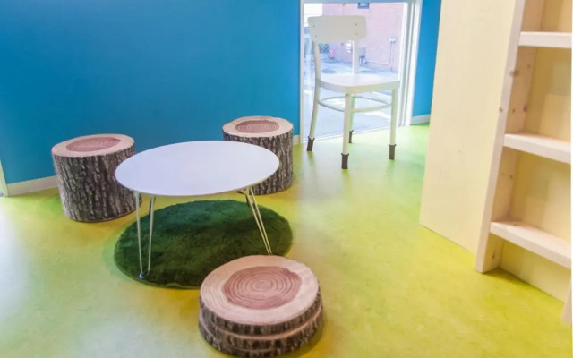 Picnic Hostel Osaka