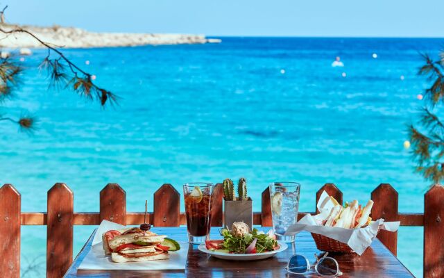 Grecian Park Hotel