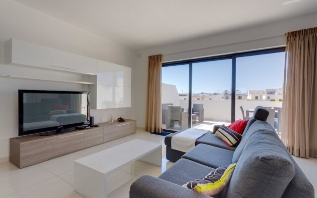 Fabulous Penthouse in a Prime Location