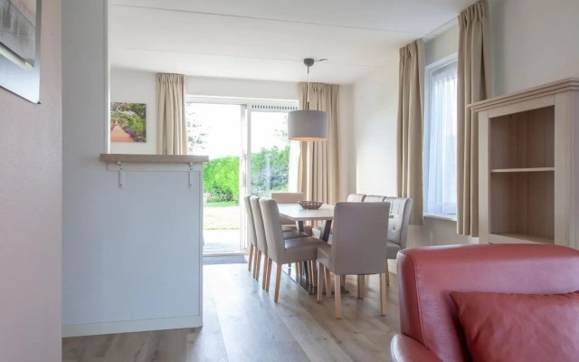 Restyled House With Sauna, 1 Km. From The Beach