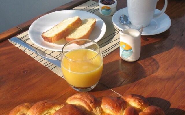 Private Over-the-Water Cabin in San Blas including Meals