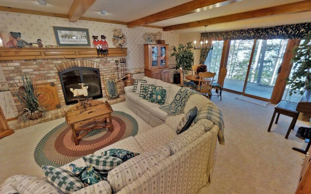 Big Trout Lake Lodge