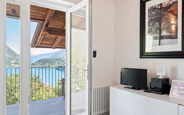 Tranquil Stay Near Lake Ledro