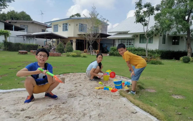 Baan Suan Krung Kao