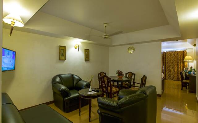 Golf View Hotel & Suites