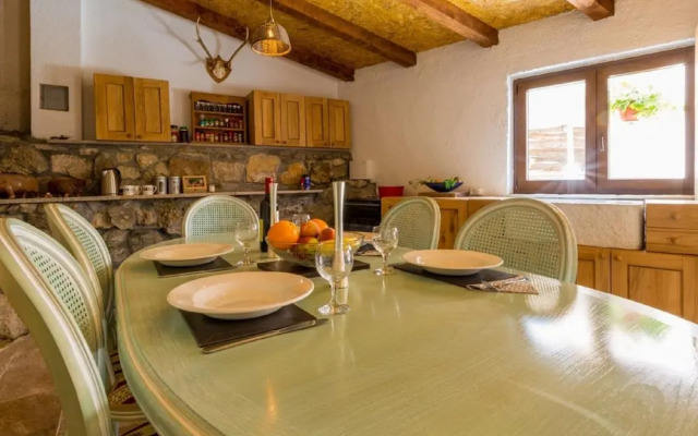 Large Holiday Home With Private Pool, Wellness & Sea View