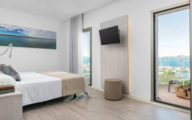 Som Llaut Boutique Hotel