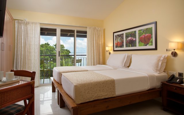 Coral Strand Smart Choice Hotel
