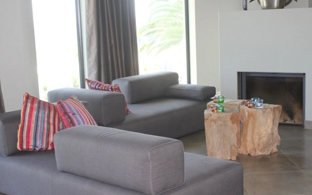 Luxurious Villa in Silves With Swimming Pool