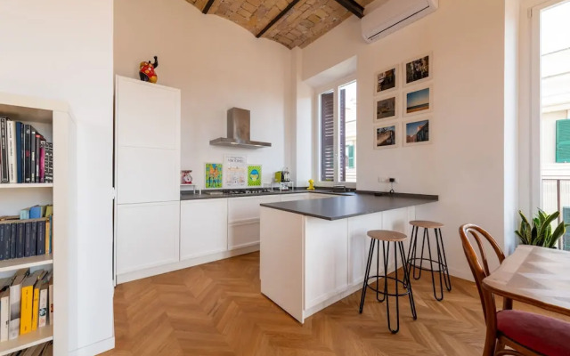 Boho 202 in Rome With 2 Bedrooms and 2 Bathrooms