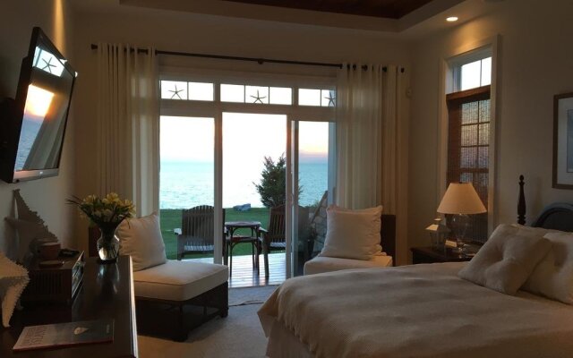 Bluewater Beach House