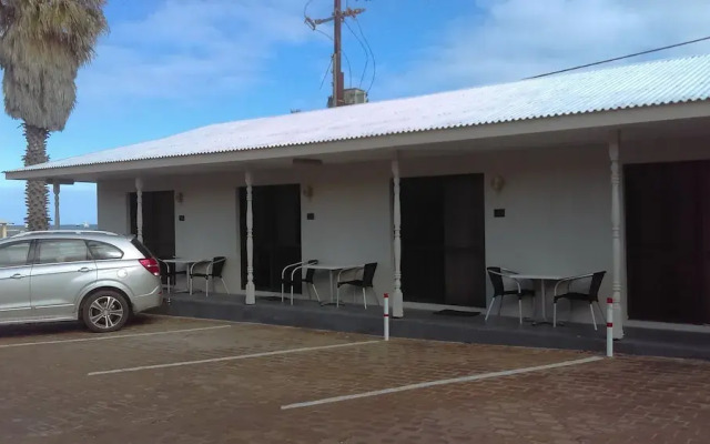 Shark Bay Hotel