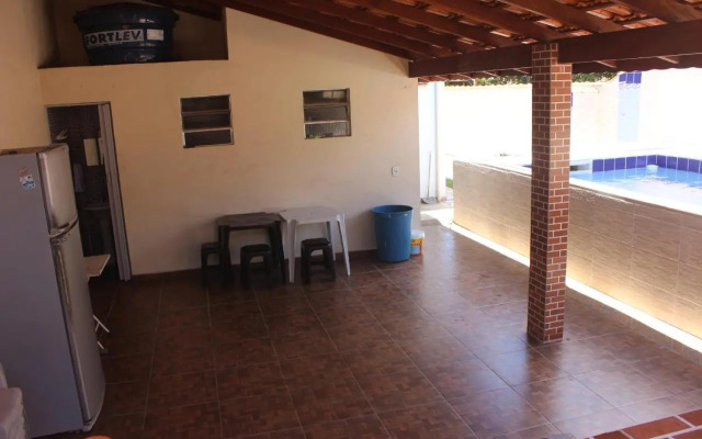 Casa com piscina no litoral norte