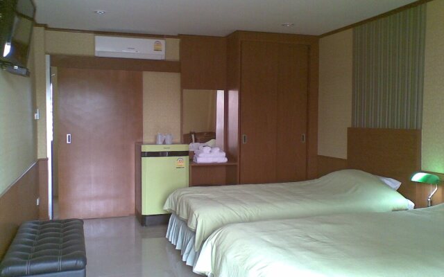 Jintakarm Home Place จินตคาม โฮมเพลส